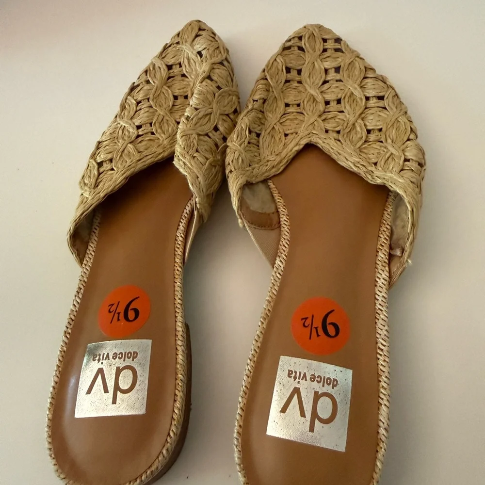 DV by Dolce Vita woven braided